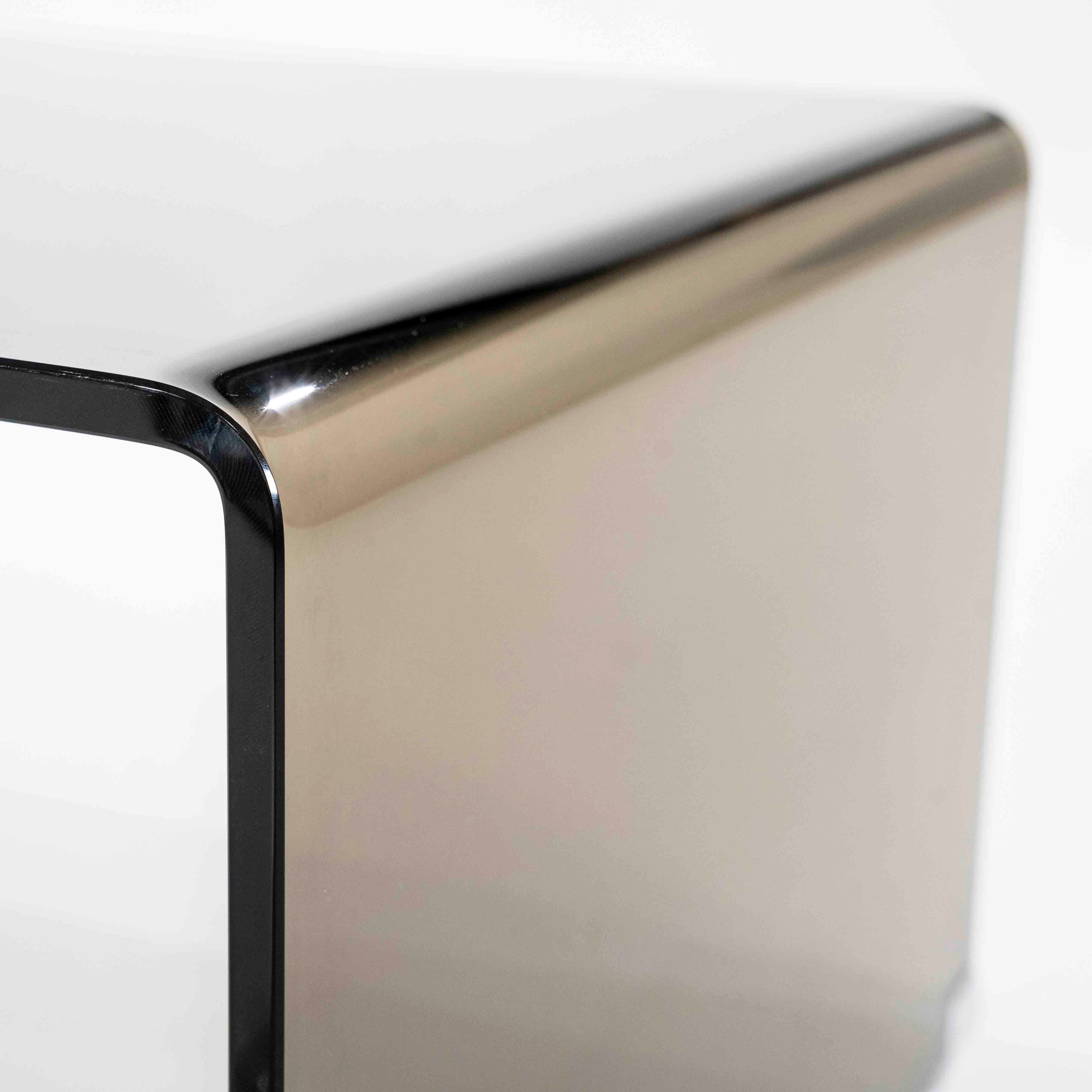 Shadow Sidebord, Brun