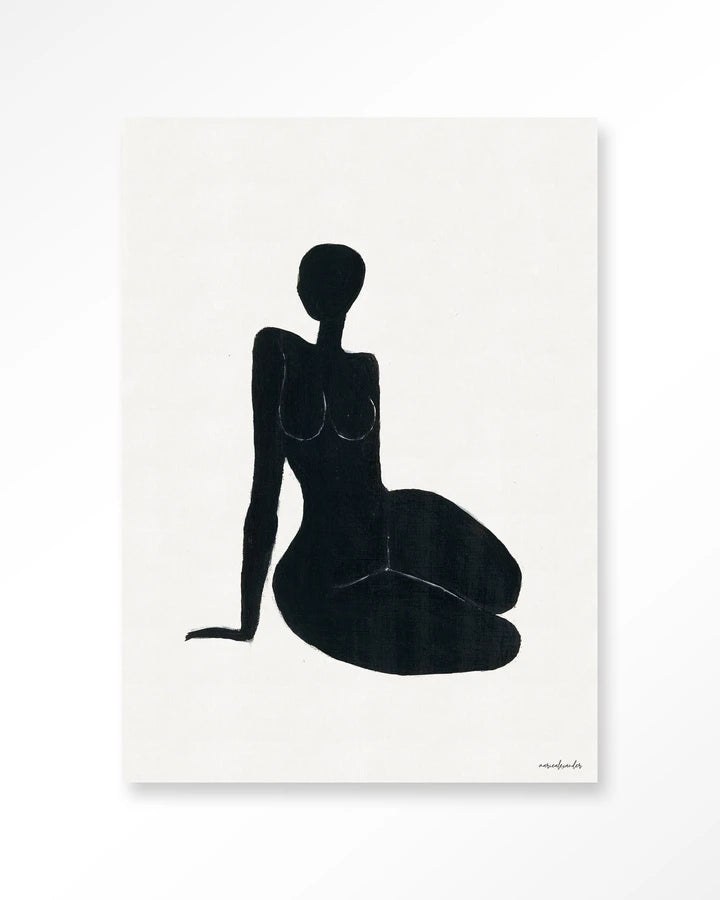 Kunsttrykk på syrefritt papir, lerret og glass. Svart kvinnelig siluett som sitter på gulvet. Fargepalett: svart mot hvit