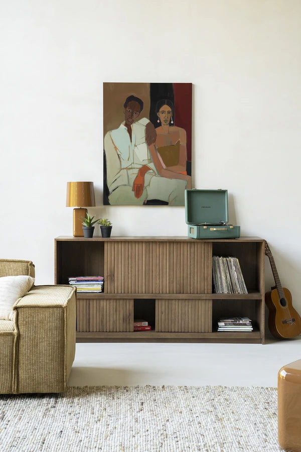 Maleri med mann og dame sittende tett sammen. Kunsttrykk på syrefritt papir, lerret og glass. 