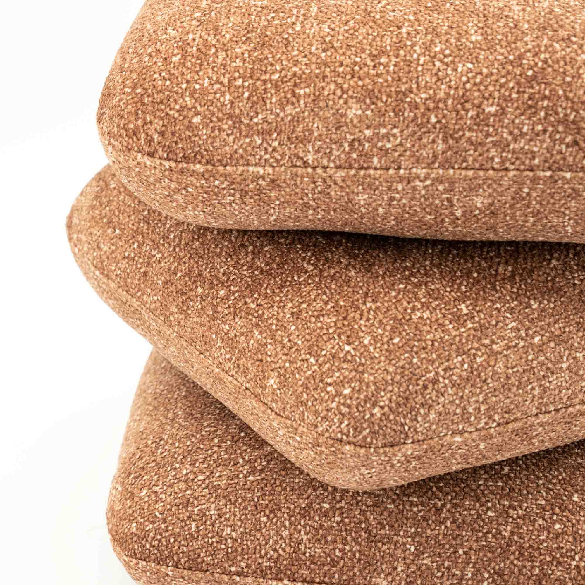 Pillowscape Puff, Caramel