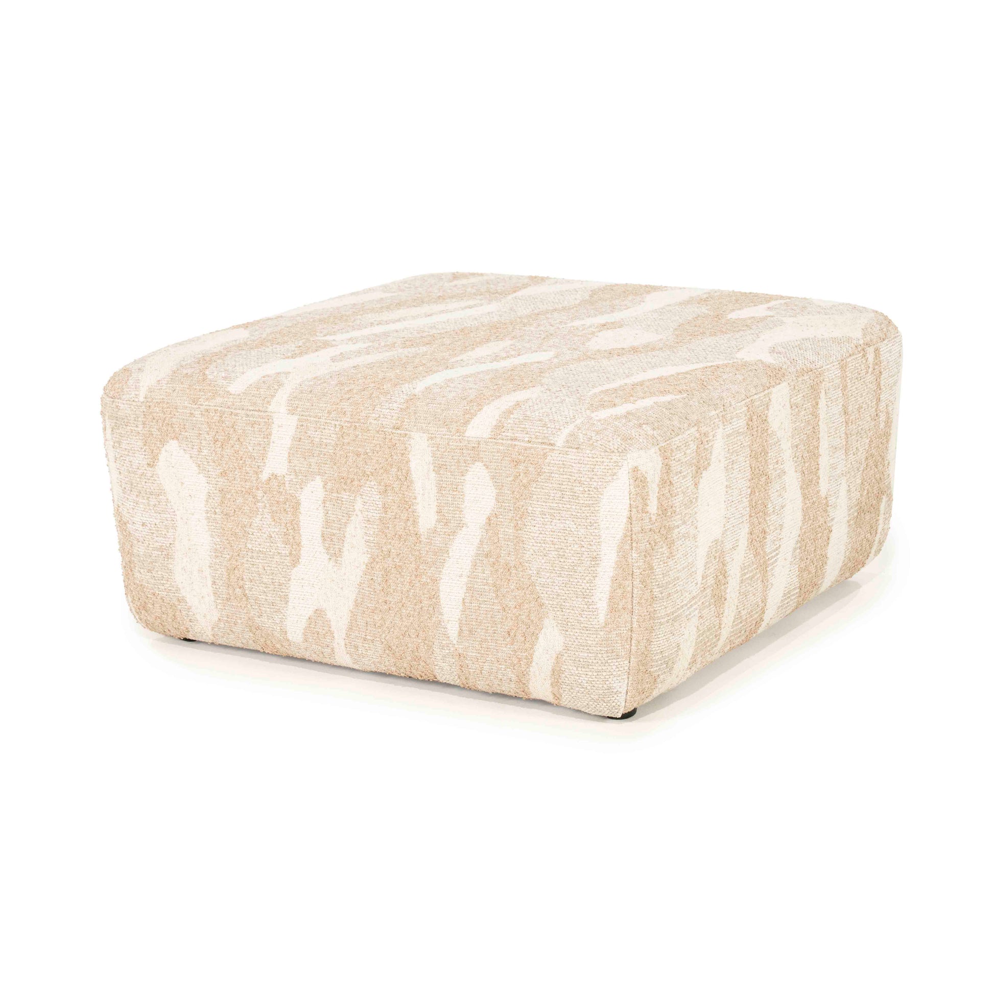 Firkantet puff i organisk mønster. Hvite og beige fargefelt.