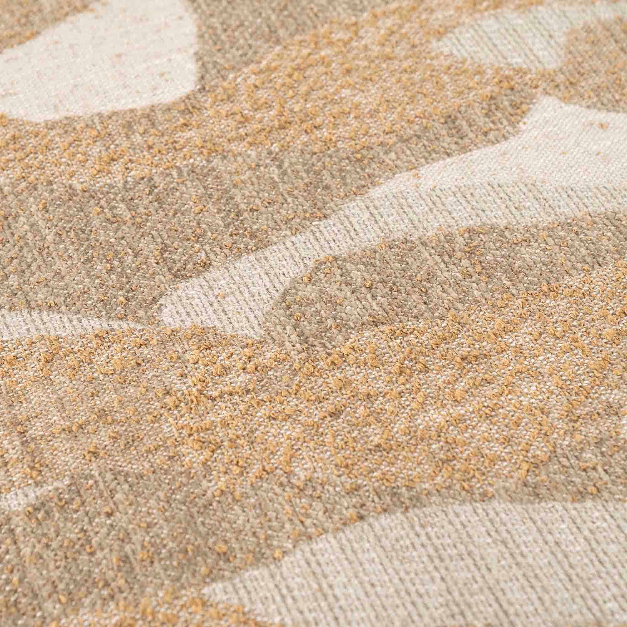 Stoffprøve: Avlang firkantet puff i organisk mønster. Hvit og beige