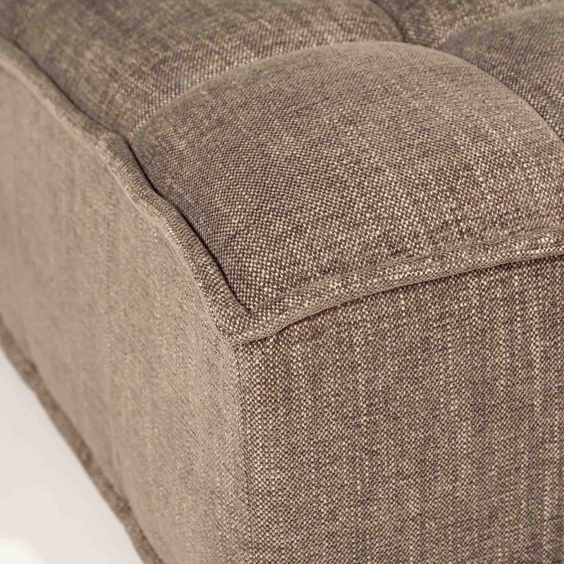 Mørk brun lounge-stol