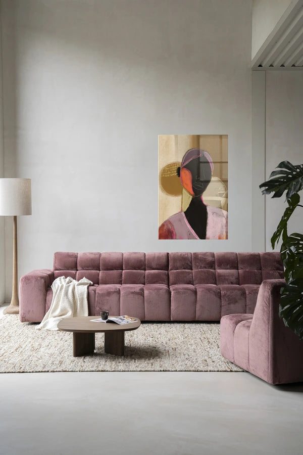 Kunsttrykk på syrefritt papir, lerret og glass. Kvinnelig skikkelse med store fargede flater.