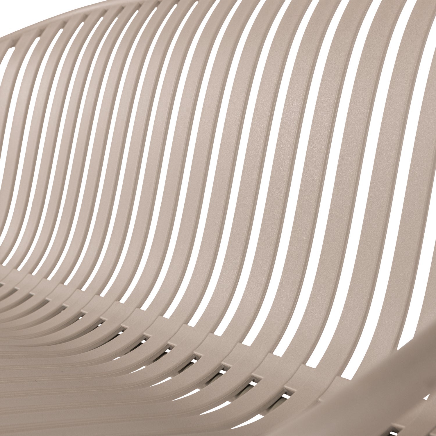 Stilren 2-seters hagebenk  med runde former og spiler i ryggen. Slitesterkt materiale.