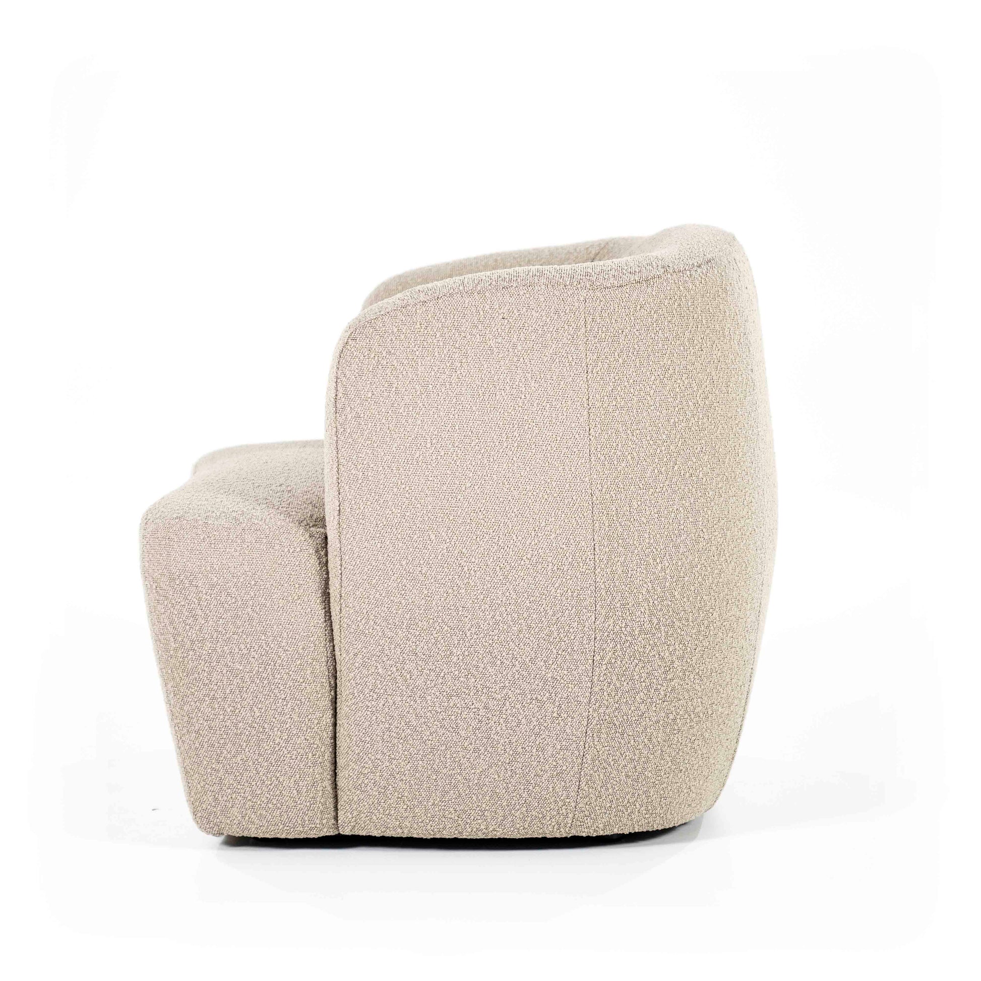 Charlotte Loungestol, Taupe Copenhagen. Lys beige lenestol. Lounge chair.