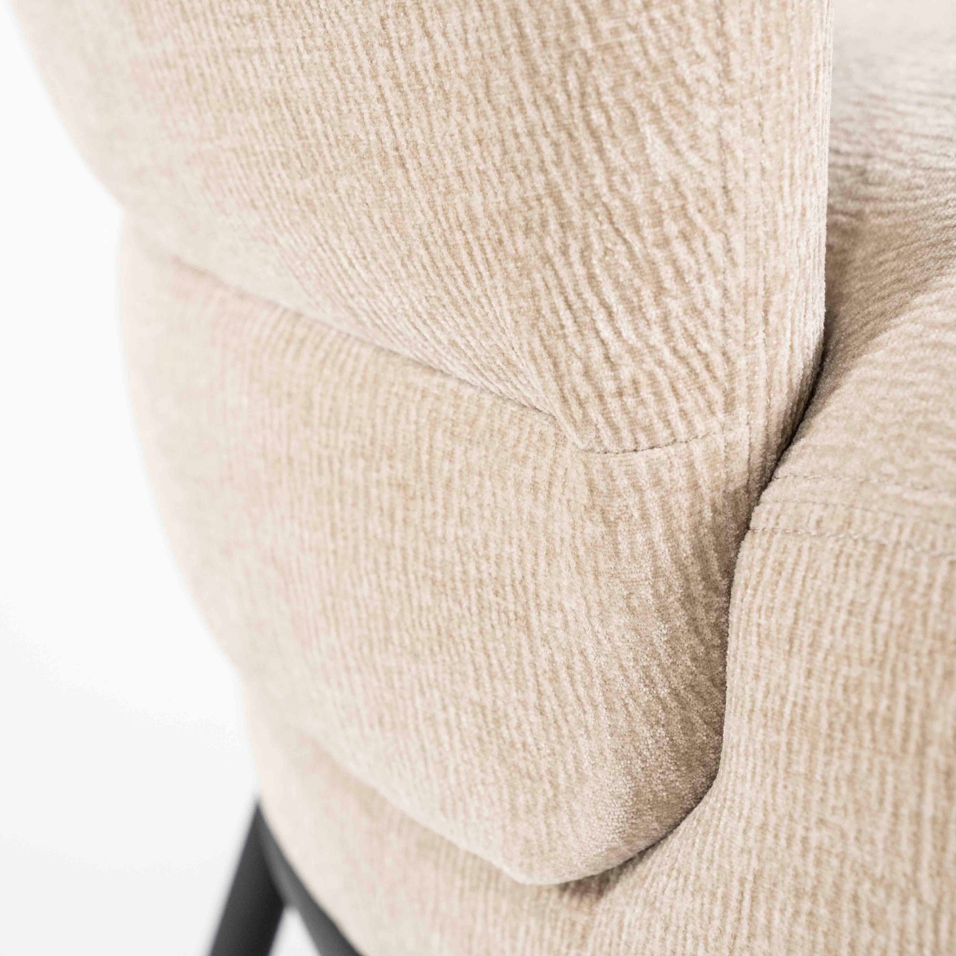 David Lenestol, Taupe. Metallben. Loungestol / Lounge chair.