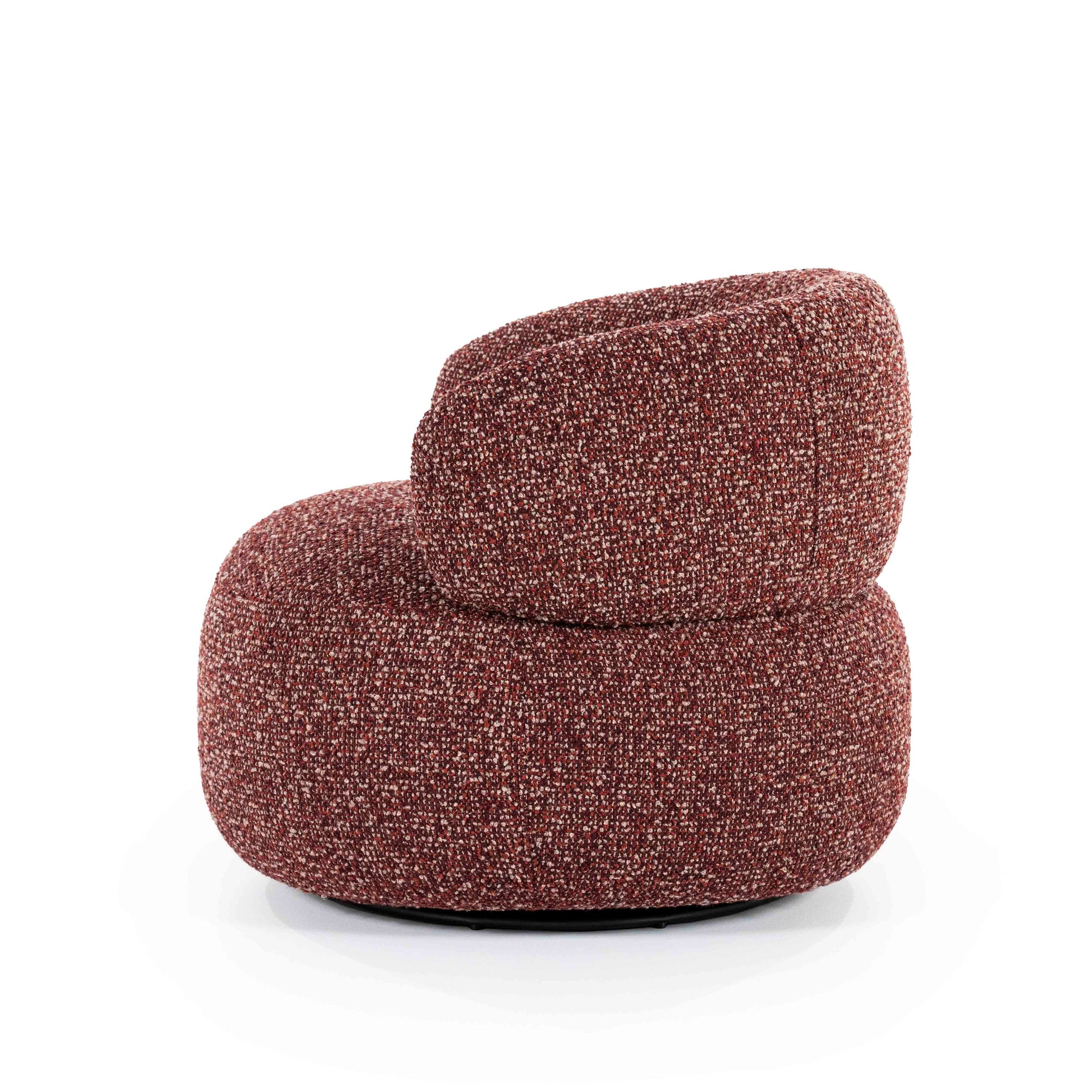 Maeve Loungestol, Red Maywood. Rustrød lenestiol. Lounge chair