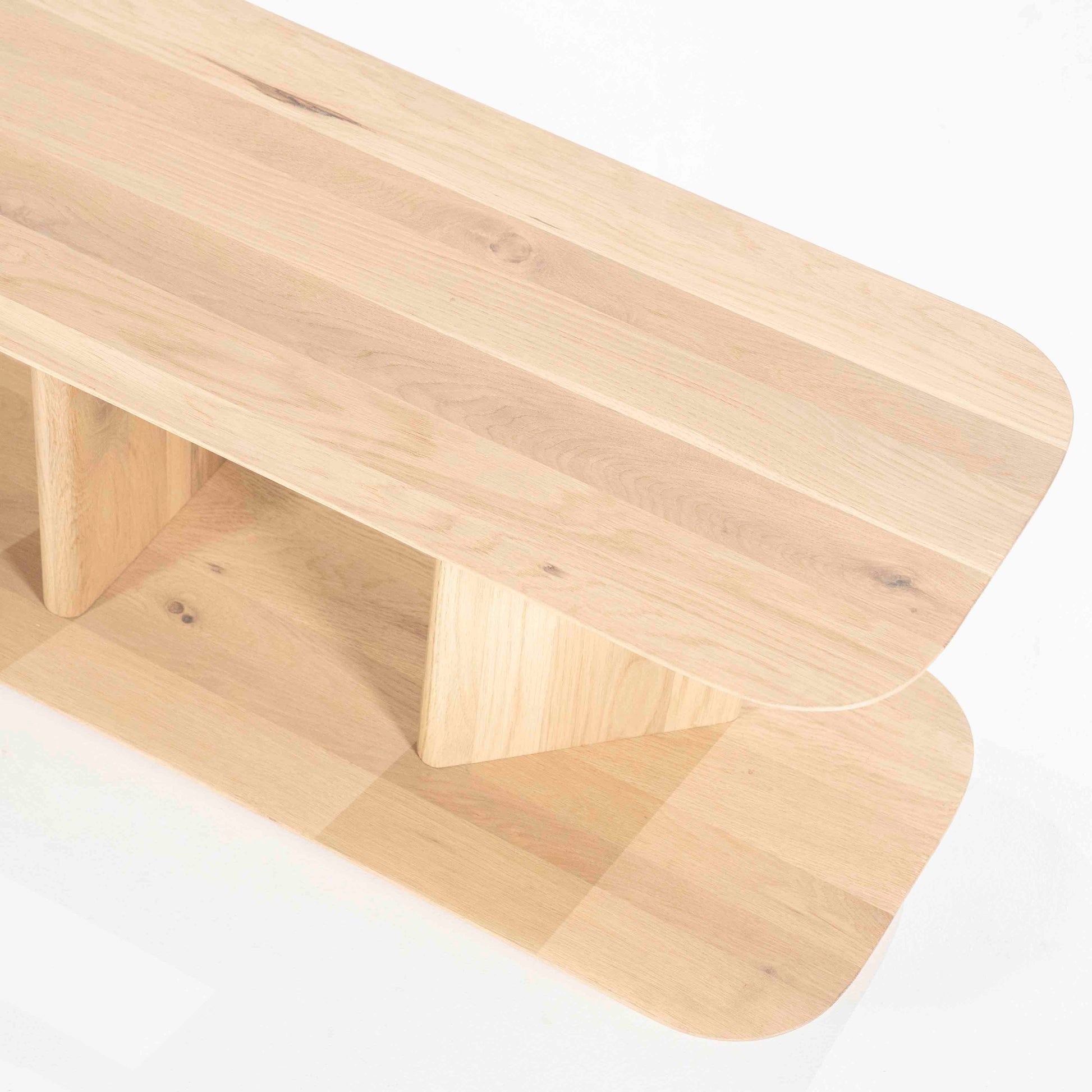 Ty TV-benk, lys eik.