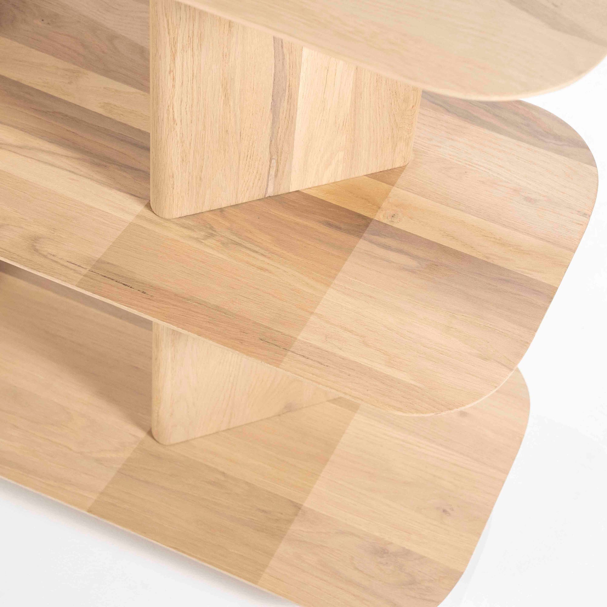 Ty Skjenk, lys eik. Detalje