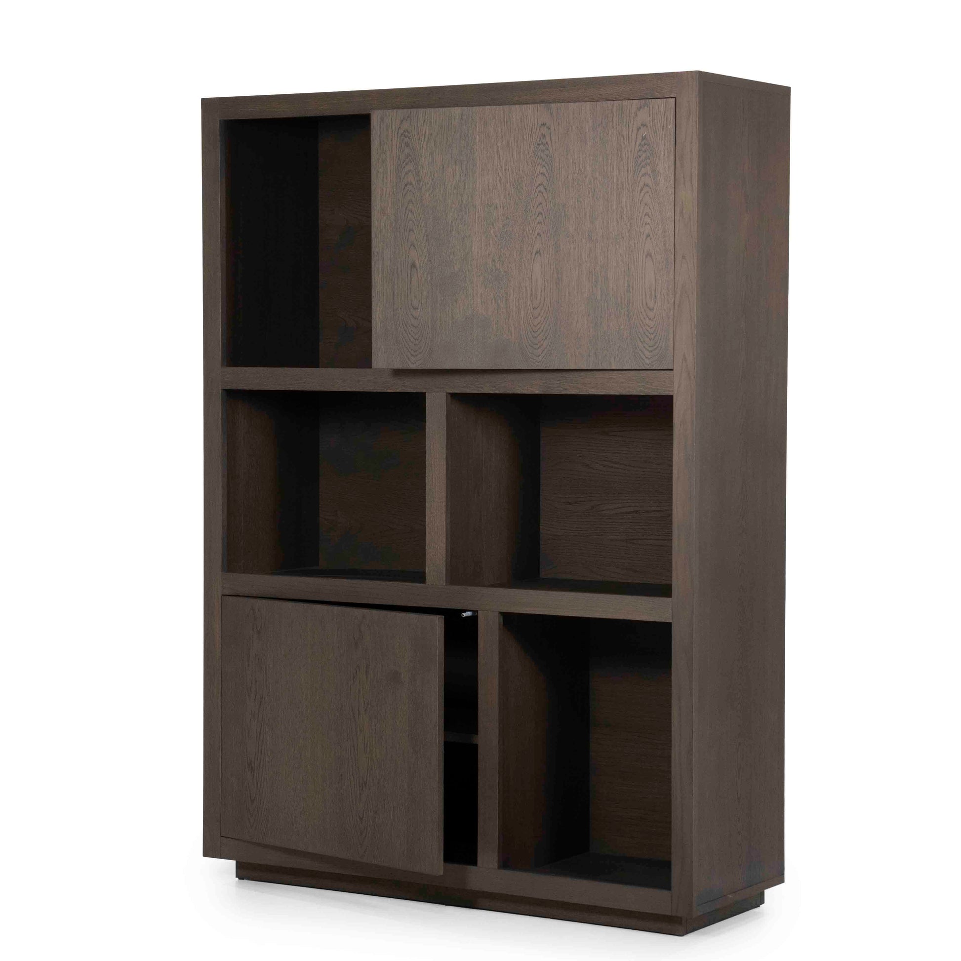 Helsinki bokhylle med skuffer og dører, mørk eik