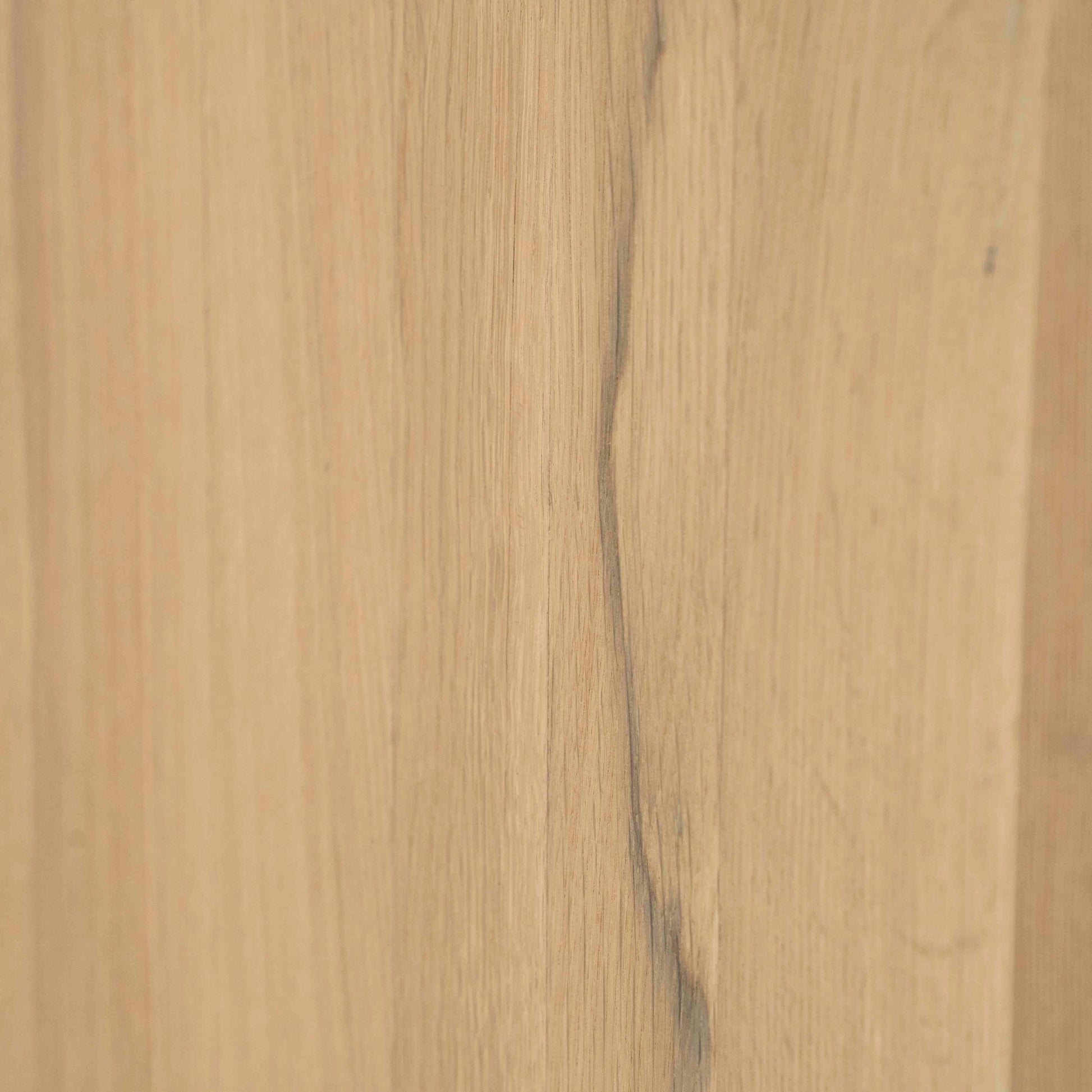 Josh skap i eik - nærbilde av treverk