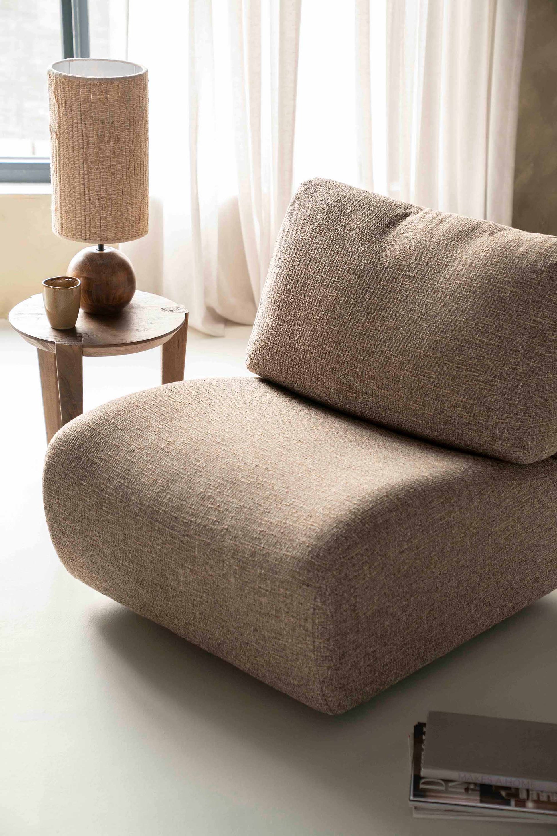 Lounge-stol i beige tekstil